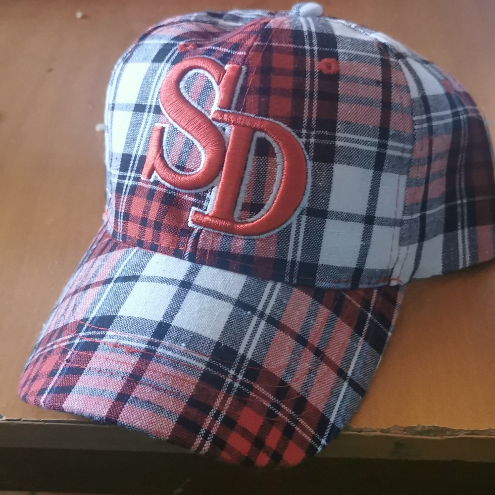 Hats - Picture 3 of 6